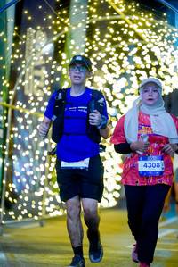 BIB: 4308
                            <button type="button" onclick="openModal(26240669)" class="btn btn-primary btn-sm float-right btn-popup" data-toggle="modal" data-target=".modal-high-quality">
                        <i class="fas fa-shopping-cart"></i> Add to Cart
                    </button>
                                            <button type="button" onclick="isThisMe(26240669, true)" class="btn btn-success btn-sm float-right btn-popup btn-isme hidden" data-toggle="tooltip" data-placement="bottom" title="นี่คือรูปของคุณใช่ไหม คลิกที่นี่เพื่อเอาเข้าอัลบั้ม">
                        <i class="fas fa-plus"></i> Add to album
                    </button>
                    <button type="button" onclick="isThisMe(26240669, false)" class="btn btn-warning btn-sm float-right btn-popup btn-isnotme hidden">
                        <i class="fas fa-ban"></i> Remove from album
                    </button>