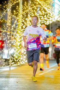 BIB: 4142
                            <button type="button" onclick="openModal(26241343)" class="btn btn-primary btn-sm float-right btn-popup" data-toggle="modal" data-target=".modal-high-quality">
                        <i class="fas fa-shopping-cart"></i> Add to Cart
                    </button>
                                            <button type="button" onclick="isThisMe(26241343, true)" class="btn btn-success btn-sm float-right btn-popup btn-isme hidden" data-toggle="tooltip" data-placement="bottom" title="นี่คือรูปของคุณใช่ไหม คลิกที่นี่เพื่อเอาเข้าอัลบั้ม">
                        <i class="fas fa-plus"></i> Add to album
                    </button>
                    <button type="button" onclick="isThisMe(26241343, false)" class="btn btn-warning btn-sm float-right btn-popup btn-isnotme hidden">
                        <i class="fas fa-ban"></i> Remove from album
                    </button>