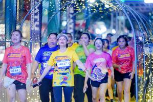 BIB: 4827, 3914
                            <button type="button" onclick="openModal(26238630)" class="btn btn-primary btn-sm float-right btn-popup" data-toggle="modal" data-target=".modal-high-quality">
                        <i class="fas fa-shopping-cart"></i> Add to Cart
                    </button>
                                            <button type="button" onclick="isThisMe(26238630, true)" class="btn btn-success btn-sm float-right btn-popup btn-isme hidden" data-toggle="tooltip" data-placement="bottom" title="นี่คือรูปของคุณใช่ไหม คลิกที่นี่เพื่อเอาเข้าอัลบั้ม">
                        <i class="fas fa-plus"></i> Add to album
                    </button>
                    <button type="button" onclick="isThisMe(26238630, false)" class="btn btn-warning btn-sm float-right btn-popup btn-isnotme hidden">
                        <i class="fas fa-ban"></i> Remove from album
                    </button>