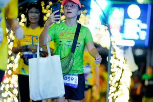 BIB: 059
                            <button type="button" onclick="openModal(26239547)" class="btn btn-primary btn-sm float-right btn-popup" data-toggle="modal" data-target=".modal-high-quality">
                        <i class="fas fa-shopping-cart"></i> Add to Cart
                    </button>
                                            <button type="button" onclick="isThisMe(26239547, true)" class="btn btn-success btn-sm float-right btn-popup btn-isme hidden" data-toggle="tooltip" data-placement="bottom" title="นี่คือรูปของคุณใช่ไหม คลิกที่นี่เพื่อเอาเข้าอัลบั้ม">
                        <i class="fas fa-plus"></i> Add to album
                    </button>
                    <button type="button" onclick="isThisMe(26239547, false)" class="btn btn-warning btn-sm float-right btn-popup btn-isnotme hidden">
                        <i class="fas fa-ban"></i> Remove from album
                    </button>