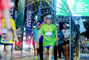 BIB: 195, 136, 4626
                            <button type="button" onclick="openModal(26238267)" class="btn btn-primary btn-sm float-right btn-popup" data-toggle="modal" data-target=".modal-high-quality">
                        <i class="fas fa-shopping-cart"></i> Add to Cart
                    </button>
                                            <button type="button" onclick="isThisMe(26238267, true)" class="btn btn-success btn-sm float-right btn-popup btn-isme hidden" data-toggle="tooltip" data-placement="bottom" title="นี่คือรูปของคุณใช่ไหม คลิกที่นี่เพื่อเอาเข้าอัลบั้ม">
                        <i class="fas fa-plus"></i> Add to album
                    </button>
                    <button type="button" onclick="isThisMe(26238267, false)" class="btn btn-warning btn-sm float-right btn-popup btn-isnotme hidden">
                        <i class="fas fa-ban"></i> Remove from album
                    </button>