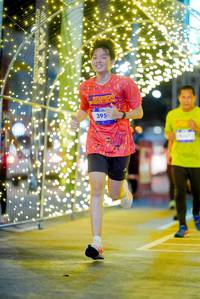 BIB: 395
                            <button type="button" onclick="openModal(26240532)" class="btn btn-primary btn-sm float-right btn-popup" data-toggle="modal" data-target=".modal-high-quality">
                        <i class="fas fa-shopping-cart"></i> Add to Cart
                    </button>
                                            <button type="button" onclick="isThisMe(26240532, true)" class="btn btn-success btn-sm float-right btn-popup btn-isme hidden" data-toggle="tooltip" data-placement="bottom" title="นี่คือรูปของคุณใช่ไหม คลิกที่นี่เพื่อเอาเข้าอัลบั้ม">
                        <i class="fas fa-plus"></i> Add to album
                    </button>
                    <button type="button" onclick="isThisMe(26240532, false)" class="btn btn-warning btn-sm float-right btn-popup btn-isnotme hidden">
                        <i class="fas fa-ban"></i> Remove from album
                    </button>