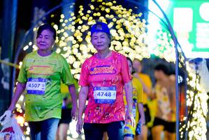 BIB: 4507, 4748
                            <button type="button" onclick="openModal(26238176)" class="btn btn-primary btn-sm float-right btn-popup" data-toggle="modal" data-target=".modal-high-quality">
                        <i class="fas fa-shopping-cart"></i> Add to Cart
                    </button>
                                            <button type="button" onclick="isThisMe(26238176, true)" class="btn btn-success btn-sm float-right btn-popup btn-isme hidden" data-toggle="tooltip" data-placement="bottom" title="นี่คือรูปของคุณใช่ไหม คลิกที่นี่เพื่อเอาเข้าอัลบั้ม">
                        <i class="fas fa-plus"></i> Add to album
                    </button>
                    <button type="button" onclick="isThisMe(26238176, false)" class="btn btn-warning btn-sm float-right btn-popup btn-isnotme hidden">
                        <i class="fas fa-ban"></i> Remove from album
                    </button>