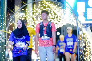 BIB: 351
                            <button type="button" onclick="openModal(26240155)" class="btn btn-primary btn-sm float-right btn-popup" data-toggle="modal" data-target=".modal-high-quality">
                        <i class="fas fa-shopping-cart"></i> Add to Cart
                    </button>
                                            <button type="button" onclick="isThisMe(26240155, true)" class="btn btn-success btn-sm float-right btn-popup btn-isme hidden" data-toggle="tooltip" data-placement="bottom" title="นี่คือรูปของคุณใช่ไหม คลิกที่นี่เพื่อเอาเข้าอัลบั้ม">
                        <i class="fas fa-plus"></i> Add to album
                    </button>
                    <button type="button" onclick="isThisMe(26240155, false)" class="btn btn-warning btn-sm float-right btn-popup btn-isnotme hidden">
                        <i class="fas fa-ban"></i> Remove from album
                    </button>