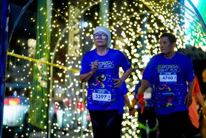 BIB: 4740, 3397
                            <button type="button" onclick="openModal(26240153)" class="btn btn-primary btn-sm float-right btn-popup" data-toggle="modal" data-target=".modal-high-quality">
                        <i class="fas fa-shopping-cart"></i> Add to Cart
                    </button>
                                            <button type="button" onclick="isThisMe(26240153, true)" class="btn btn-success btn-sm float-right btn-popup btn-isme hidden" data-toggle="tooltip" data-placement="bottom" title="นี่คือรูปของคุณใช่ไหม คลิกที่นี่เพื่อเอาเข้าอัลบั้ม">
                        <i class="fas fa-plus"></i> Add to album
                    </button>
                    <button type="button" onclick="isThisMe(26240153, false)" class="btn btn-warning btn-sm float-right btn-popup btn-isnotme hidden">
                        <i class="fas fa-ban"></i> Remove from album
                    </button>