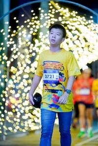 BIB: 3721
                            <button type="button" onclick="openModal(26240483)" class="btn btn-primary btn-sm float-right btn-popup" data-toggle="modal" data-target=".modal-high-quality">
                        <i class="fas fa-shopping-cart"></i> Add to Cart
                    </button>
                                            <button type="button" onclick="isThisMe(26240483, true)" class="btn btn-success btn-sm float-right btn-popup btn-isme hidden" data-toggle="tooltip" data-placement="bottom" title="นี่คือรูปของคุณใช่ไหม คลิกที่นี่เพื่อเอาเข้าอัลบั้ม">
                        <i class="fas fa-plus"></i> Add to album
                    </button>
                    <button type="button" onclick="isThisMe(26240483, false)" class="btn btn-warning btn-sm float-right btn-popup btn-isnotme hidden">
                        <i class="fas fa-ban"></i> Remove from album
                    </button>