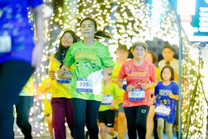 BIB: 320, 3167
                            <button type="button" onclick="openModal(26239591)" class="btn btn-primary btn-sm float-right btn-popup" data-toggle="modal" data-target=".modal-high-quality">
                        <i class="fas fa-shopping-cart"></i> Add to Cart
                    </button>
                                            <button type="button" onclick="isThisMe(26239591, true)" class="btn btn-success btn-sm float-right btn-popup btn-isme hidden" data-toggle="tooltip" data-placement="bottom" title="นี่คือรูปของคุณใช่ไหม คลิกที่นี่เพื่อเอาเข้าอัลบั้ม">
                        <i class="fas fa-plus"></i> Add to album
                    </button>
                    <button type="button" onclick="isThisMe(26239591, false)" class="btn btn-warning btn-sm float-right btn-popup btn-isnotme hidden">
                        <i class="fas fa-ban"></i> Remove from album
                    </button>