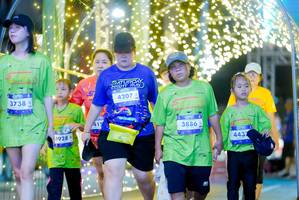 BIB: 3738, 1928, 4207, 3886, 4437
                            <button type="button" onclick="openModal(26239203)" class="btn btn-primary btn-sm float-right btn-popup" data-toggle="modal" data-target=".modal-high-quality">
                        <i class="fas fa-shopping-cart"></i> Add to Cart
                    </button>
                                            <button type="button" onclick="isThisMe(26239203, true)" class="btn btn-success btn-sm float-right btn-popup btn-isme hidden" data-toggle="tooltip" data-placement="bottom" title="นี่คือรูปของคุณใช่ไหม คลิกที่นี่เพื่อเอาเข้าอัลบั้ม">
                        <i class="fas fa-plus"></i> Add to album
                    </button>
                    <button type="button" onclick="isThisMe(26239203, false)" class="btn btn-warning btn-sm float-right btn-popup btn-isnotme hidden">
                        <i class="fas fa-ban"></i> Remove from album
                    </button>