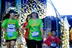 BIB: 3408, 3445, 3047
                            <button type="button" onclick="openModal(26238515)" class="btn btn-primary btn-sm float-right btn-popup" data-toggle="modal" data-target=".modal-high-quality">
                        <i class="fas fa-shopping-cart"></i> Add to Cart
                    </button>
                                            <button type="button" onclick="isThisMe(26238515, true)" class="btn btn-success btn-sm float-right btn-popup btn-isme hidden" data-toggle="tooltip" data-placement="bottom" title="นี่คือรูปของคุณใช่ไหม คลิกที่นี่เพื่อเอาเข้าอัลบั้ม">
                        <i class="fas fa-plus"></i> Add to album
                    </button>
                    <button type="button" onclick="isThisMe(26238515, false)" class="btn btn-warning btn-sm float-right btn-popup btn-isnotme hidden">
                        <i class="fas fa-ban"></i> Remove from album
                    </button>