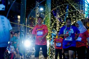 BIB: 3946, 3026, 4024, 231
                            <button type="button" onclick="openModal(26239233)" class="btn btn-primary btn-sm float-right btn-popup" data-toggle="modal" data-target=".modal-high-quality">
                        <i class="fas fa-shopping-cart"></i> Add to Cart
                    </button>
                                            <button type="button" onclick="isThisMe(26239233, true)" class="btn btn-success btn-sm float-right btn-popup btn-isme hidden" data-toggle="tooltip" data-placement="bottom" title="นี่คือรูปของคุณใช่ไหม คลิกที่นี่เพื่อเอาเข้าอัลบั้ม">
                        <i class="fas fa-plus"></i> Add to album
                    </button>
                    <button type="button" onclick="isThisMe(26239233, false)" class="btn btn-warning btn-sm float-right btn-popup btn-isnotme hidden">
                        <i class="fas fa-ban"></i> Remove from album
                    </button>