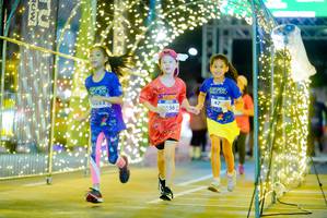 BIB: 3055
                            <button type="button" onclick="openModal(26239175)" class="btn btn-primary btn-sm float-right btn-popup" data-toggle="modal" data-target=".modal-high-quality">
                        <i class="fas fa-shopping-cart"></i> Add to Cart
                    </button>
                                            <button type="button" onclick="isThisMe(26239175, true)" class="btn btn-success btn-sm float-right btn-popup btn-isme hidden" data-toggle="tooltip" data-placement="bottom" title="นี่คือรูปของคุณใช่ไหม คลิกที่นี่เพื่อเอาเข้าอัลบั้ม">
                        <i class="fas fa-plus"></i> Add to album
                    </button>
                    <button type="button" onclick="isThisMe(26239175, false)" class="btn btn-warning btn-sm float-right btn-popup btn-isnotme hidden">
                        <i class="fas fa-ban"></i> Remove from album
                    </button>