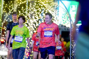 BIB: 4711, 3254
                            <button type="button" onclick="openModal(26239535)" class="btn btn-primary btn-sm float-right btn-popup" data-toggle="modal" data-target=".modal-high-quality">
                        <i class="fas fa-shopping-cart"></i> Add to Cart
                    </button>
                                            <button type="button" onclick="isThisMe(26239535, true)" class="btn btn-success btn-sm float-right btn-popup btn-isme hidden" data-toggle="tooltip" data-placement="bottom" title="นี่คือรูปของคุณใช่ไหม คลิกที่นี่เพื่อเอาเข้าอัลบั้ม">
                        <i class="fas fa-plus"></i> Add to album
                    </button>
                    <button type="button" onclick="isThisMe(26239535, false)" class="btn btn-warning btn-sm float-right btn-popup btn-isnotme hidden">
                        <i class="fas fa-ban"></i> Remove from album
                    </button>