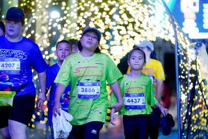 BIB: 4207, 3886, 4437
                            <button type="button" onclick="openModal(26239184)" class="btn btn-primary btn-sm float-right btn-popup" data-toggle="modal" data-target=".modal-high-quality">
                        <i class="fas fa-shopping-cart"></i> Add to Cart
                    </button>
                                            <button type="button" onclick="isThisMe(26239184, true)" class="btn btn-success btn-sm float-right btn-popup btn-isme hidden" data-toggle="tooltip" data-placement="bottom" title="นี่คือรูปของคุณใช่ไหม คลิกที่นี่เพื่อเอาเข้าอัลบั้ม">
                        <i class="fas fa-plus"></i> Add to album
                    </button>
                    <button type="button" onclick="isThisMe(26239184, false)" class="btn btn-warning btn-sm float-right btn-popup btn-isnotme hidden">
                        <i class="fas fa-ban"></i> Remove from album
                    </button>