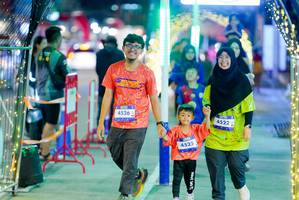 BIB: 4526, 4525, 4522
                            <button type="button" onclick="openModal(26237449)" class="btn btn-primary btn-sm float-right btn-popup" data-toggle="modal" data-target=".modal-high-quality">
                        <i class="fas fa-shopping-cart"></i> Add to Cart
                    </button>
                                            <button type="button" onclick="isThisMe(26237449, true)" class="btn btn-success btn-sm float-right btn-popup btn-isme hidden" data-toggle="tooltip" data-placement="bottom" title="นี่คือรูปของคุณใช่ไหม คลิกที่นี่เพื่อเอาเข้าอัลบั้ม">
                        <i class="fas fa-plus"></i> Add to album
                    </button>
                    <button type="button" onclick="isThisMe(26237449, false)" class="btn btn-warning btn-sm float-right btn-popup btn-isnotme hidden">
                        <i class="fas fa-ban"></i> Remove from album
                    </button>