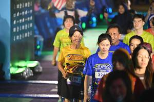 BIB: 324, 3186
                            <button type="button" onclick="openModal(26227497)" class="btn btn-primary btn-sm float-right btn-popup" data-toggle="modal" data-target=".modal-high-quality">
                        <i class="fas fa-shopping-cart"></i> Add to Cart
                    </button>
                                            <button type="button" onclick="isThisMe(26227497, true)" class="btn btn-success btn-sm float-right btn-popup btn-isme hidden" data-toggle="tooltip" data-placement="bottom" title="นี่คือรูปของคุณใช่ไหม คลิกที่นี่เพื่อเอาเข้าอัลบั้ม">
                        <i class="fas fa-plus"></i> Add to album
                    </button>
                    <button type="button" onclick="isThisMe(26227497, false)" class="btn btn-warning btn-sm float-right btn-popup btn-isnotme hidden">
                        <i class="fas fa-ban"></i> Remove from album
                    </button>