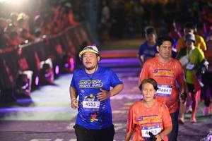 BIB: 4255, 4884, 403
                            <button type="button" onclick="openModal(26226633)" class="btn btn-primary btn-sm float-right btn-popup" data-toggle="modal" data-target=".modal-high-quality">
                        <i class="fas fa-shopping-cart"></i> Add to Cart
                    </button>
                                            <button type="button" onclick="isThisMe(26226633, true)" class="btn btn-success btn-sm float-right btn-popup btn-isme hidden" data-toggle="tooltip" data-placement="bottom" title="นี่คือรูปของคุณใช่ไหม คลิกที่นี่เพื่อเอาเข้าอัลบั้ม">
                        <i class="fas fa-plus"></i> Add to album
                    </button>
                    <button type="button" onclick="isThisMe(26226633, false)" class="btn btn-warning btn-sm float-right btn-popup btn-isnotme hidden">
                        <i class="fas fa-ban"></i> Remove from album
                    </button>