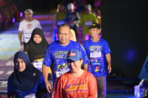 BIB: 408, 427, 3419
                            <button type="button" onclick="openModal(26228843)" class="btn btn-primary btn-sm float-right btn-popup" data-toggle="modal" data-target=".modal-high-quality">
                        <i class="fas fa-shopping-cart"></i> Add to Cart
                    </button>
                                            <button type="button" onclick="isThisMe(26228843, true)" class="btn btn-success btn-sm float-right btn-popup btn-isme hidden" data-toggle="tooltip" data-placement="bottom" title="นี่คือรูปของคุณใช่ไหม คลิกที่นี่เพื่อเอาเข้าอัลบั้ม">
                        <i class="fas fa-plus"></i> Add to album
                    </button>
                    <button type="button" onclick="isThisMe(26228843, false)" class="btn btn-warning btn-sm float-right btn-popup btn-isnotme hidden">
                        <i class="fas fa-ban"></i> Remove from album
                    </button>