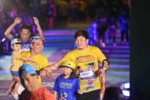 BIB: 4841
                            <button type="button" onclick="openModal(26230221)" class="btn btn-primary btn-sm float-right btn-popup" data-toggle="modal" data-target=".modal-high-quality">
                        <i class="fas fa-shopping-cart"></i> Add to Cart
                    </button>
                                            <button type="button" onclick="isThisMe(26230221, true)" class="btn btn-success btn-sm float-right btn-popup btn-isme hidden" data-toggle="tooltip" data-placement="bottom" title="นี่คือรูปของคุณใช่ไหม คลิกที่นี่เพื่อเอาเข้าอัลบั้ม">
                        <i class="fas fa-plus"></i> Add to album
                    </button>
                    <button type="button" onclick="isThisMe(26230221, false)" class="btn btn-warning btn-sm float-right btn-popup btn-isnotme hidden">
                        <i class="fas fa-ban"></i> Remove from album
                    </button>