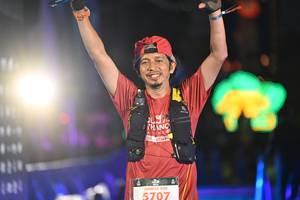 BIB: 5707
                            <button type="button" onclick="openModal(26223353)" class="btn btn-primary btn-sm float-right btn-popup" data-toggle="modal" data-target=".modal-high-quality">
                        <i class="fas fa-shopping-cart"></i> Add to Cart
                    </button>
                                            <button type="button" onclick="isThisMe(26223353, true)" class="btn btn-success btn-sm float-right btn-popup btn-isme hidden" data-toggle="tooltip" data-placement="bottom" title="นี่คือรูปของคุณใช่ไหม คลิกที่นี่เพื่อเอาเข้าอัลบั้ม">
                        <i class="fas fa-plus"></i> Add to album
                    </button>
                    <button type="button" onclick="isThisMe(26223353, false)" class="btn btn-warning btn-sm float-right btn-popup btn-isnotme hidden">
                        <i class="fas fa-ban"></i> Remove from album
                    </button>