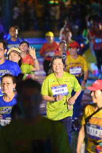 BIB: 325, 4698, 3704, 2118
                            <button type="button" onclick="openModal(26226411)" class="btn btn-primary btn-sm float-right btn-popup" data-toggle="modal" data-target=".modal-high-quality">
                        <i class="fas fa-shopping-cart"></i> Add to Cart
                    </button>
                                            <button type="button" onclick="isThisMe(26226411, true)" class="btn btn-success btn-sm float-right btn-popup btn-isme hidden" data-toggle="tooltip" data-placement="bottom" title="นี่คือรูปของคุณใช่ไหม คลิกที่นี่เพื่อเอาเข้าอัลบั้ม">
                        <i class="fas fa-plus"></i> Add to album
                    </button>
                    <button type="button" onclick="isThisMe(26226411, false)" class="btn btn-warning btn-sm float-right btn-popup btn-isnotme hidden">
                        <i class="fas fa-ban"></i> Remove from album
                    </button>