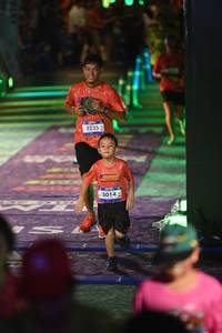 BIB: 3225, 3014
                            <button type="button" onclick="openModal(26225570)" class="btn btn-primary btn-sm float-right btn-popup" data-toggle="modal" data-target=".modal-high-quality">
                        <i class="fas fa-shopping-cart"></i> Add to Cart
                    </button>
                                            <button type="button" onclick="isThisMe(26225570, true)" class="btn btn-success btn-sm float-right btn-popup btn-isme hidden" data-toggle="tooltip" data-placement="bottom" title="นี่คือรูปของคุณใช่ไหม คลิกที่นี่เพื่อเอาเข้าอัลบั้ม">
                        <i class="fas fa-plus"></i> Add to album
                    </button>
                    <button type="button" onclick="isThisMe(26225570, false)" class="btn btn-warning btn-sm float-right btn-popup btn-isnotme hidden">
                        <i class="fas fa-ban"></i> Remove from album
                    </button>