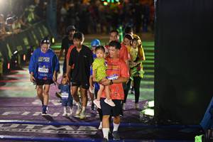 BIB: 4775, 947631
                            <button type="button" onclick="openModal(26229167)" class="btn btn-primary btn-sm float-right btn-popup" data-toggle="modal" data-target=".modal-high-quality">
                        <i class="fas fa-shopping-cart"></i> Add to Cart
                    </button>
                                            <button type="button" onclick="isThisMe(26229167, true)" class="btn btn-success btn-sm float-right btn-popup btn-isme hidden" data-toggle="tooltip" data-placement="bottom" title="นี่คือรูปของคุณใช่ไหม คลิกที่นี่เพื่อเอาเข้าอัลบั้ม">
                        <i class="fas fa-plus"></i> Add to album
                    </button>
                    <button type="button" onclick="isThisMe(26229167, false)" class="btn btn-warning btn-sm float-right btn-popup btn-isnotme hidden">
                        <i class="fas fa-ban"></i> Remove from album
                    </button>