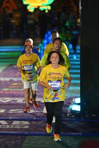 BIB: 4388, 4401
                            <button type="button" onclick="openModal(26226249)" class="btn btn-primary btn-sm float-right btn-popup" data-toggle="modal" data-target=".modal-high-quality">
                        <i class="fas fa-shopping-cart"></i> Add to Cart
                    </button>
                                            <button type="button" onclick="isThisMe(26226249, true)" class="btn btn-success btn-sm float-right btn-popup btn-isme hidden" data-toggle="tooltip" data-placement="bottom" title="นี่คือรูปของคุณใช่ไหม คลิกที่นี่เพื่อเอาเข้าอัลบั้ม">
                        <i class="fas fa-plus"></i> Add to album
                    </button>
                    <button type="button" onclick="isThisMe(26226249, false)" class="btn btn-warning btn-sm float-right btn-popup btn-isnotme hidden">
                        <i class="fas fa-ban"></i> Remove from album
                    </button>