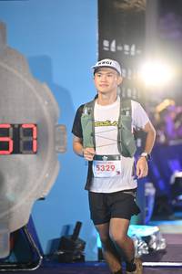 BIB: 5329
                            <button type="button" onclick="openModal(26225016)" class="btn btn-primary btn-sm float-right btn-popup" data-toggle="modal" data-target=".modal-high-quality">
                        <i class="fas fa-shopping-cart"></i> Add to Cart
                    </button>
                                            <button type="button" onclick="isThisMe(26225016, true)" class="btn btn-success btn-sm float-right btn-popup btn-isme hidden" data-toggle="tooltip" data-placement="bottom" title="นี่คือรูปของคุณใช่ไหม คลิกที่นี่เพื่อเอาเข้าอัลบั้ม">
                        <i class="fas fa-plus"></i> Add to album
                    </button>
                    <button type="button" onclick="isThisMe(26225016, false)" class="btn btn-warning btn-sm float-right btn-popup btn-isnotme hidden">
                        <i class="fas fa-ban"></i> Remove from album
                    </button>