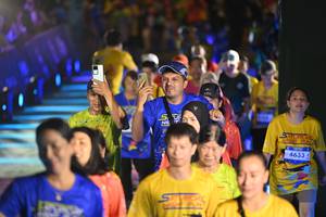 BIB: 4633
                            <button type="button" onclick="openModal(26230072)" class="btn btn-primary btn-sm float-right btn-popup" data-toggle="modal" data-target=".modal-high-quality">
                        <i class="fas fa-shopping-cart"></i> Add to Cart
                    </button>
                                            <button type="button" onclick="isThisMe(26230072, true)" class="btn btn-success btn-sm float-right btn-popup btn-isme hidden" data-toggle="tooltip" data-placement="bottom" title="นี่คือรูปของคุณใช่ไหม คลิกที่นี่เพื่อเอาเข้าอัลบั้ม">
                        <i class="fas fa-plus"></i> Add to album
                    </button>
                    <button type="button" onclick="isThisMe(26230072, false)" class="btn btn-warning btn-sm float-right btn-popup btn-isnotme hidden">
                        <i class="fas fa-ban"></i> Remove from album
                    </button>