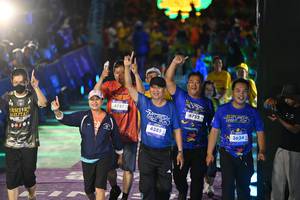 BIB: 4747, 4385, 4752, 3624
                            <button type="button" onclick="openModal(26229919)" class="btn btn-primary btn-sm float-right btn-popup" data-toggle="modal" data-target=".modal-high-quality">
                        <i class="fas fa-shopping-cart"></i> Add to Cart
                    </button>
                                            <button type="button" onclick="isThisMe(26229919, true)" class="btn btn-success btn-sm float-right btn-popup btn-isme hidden" data-toggle="tooltip" data-placement="bottom" title="นี่คือรูปของคุณใช่ไหม คลิกที่นี่เพื่อเอาเข้าอัลบั้ม">
                        <i class="fas fa-plus"></i> Add to album
                    </button>
                    <button type="button" onclick="isThisMe(26229919, false)" class="btn btn-warning btn-sm float-right btn-popup btn-isnotme hidden">
                        <i class="fas fa-ban"></i> Remove from album
                    </button>