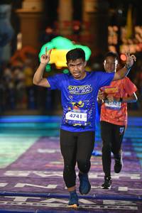 BIB: 267, 4741
                            <button type="button" onclick="openModal(26223952)" class="btn btn-primary btn-sm float-right btn-popup" data-toggle="modal" data-target=".modal-high-quality">
                        <i class="fas fa-shopping-cart"></i> Add to Cart
                    </button>
                                            <button type="button" onclick="isThisMe(26223952, true)" class="btn btn-success btn-sm float-right btn-popup btn-isme hidden" data-toggle="tooltip" data-placement="bottom" title="นี่คือรูปของคุณใช่ไหม คลิกที่นี่เพื่อเอาเข้าอัลบั้ม">
                        <i class="fas fa-plus"></i> Add to album
                    </button>
                    <button type="button" onclick="isThisMe(26223952, false)" class="btn btn-warning btn-sm float-right btn-popup btn-isnotme hidden">
                        <i class="fas fa-ban"></i> Remove from album
                    </button>