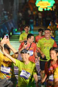 BIB: 3388, 244
                            <button type="button" onclick="openModal(26226075)" class="btn btn-primary btn-sm float-right btn-popup" data-toggle="modal" data-target=".modal-high-quality">
                        <i class="fas fa-shopping-cart"></i> Add to Cart
                    </button>
                                            <button type="button" onclick="isThisMe(26226075, true)" class="btn btn-success btn-sm float-right btn-popup btn-isme hidden" data-toggle="tooltip" data-placement="bottom" title="นี่คือรูปของคุณใช่ไหม คลิกที่นี่เพื่อเอาเข้าอัลบั้ม">
                        <i class="fas fa-plus"></i> Add to album
                    </button>
                    <button type="button" onclick="isThisMe(26226075, false)" class="btn btn-warning btn-sm float-right btn-popup btn-isnotme hidden">
                        <i class="fas fa-ban"></i> Remove from album
                    </button>