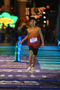 BIB: 4251
                            <button type="button" onclick="openModal(26223544)" class="btn btn-primary btn-sm float-right btn-popup" data-toggle="modal" data-target=".modal-high-quality">
                        <i class="fas fa-shopping-cart"></i> Add to Cart
                    </button>
                                            <button type="button" onclick="isThisMe(26223544, true)" class="btn btn-success btn-sm float-right btn-popup btn-isme hidden" data-toggle="tooltip" data-placement="bottom" title="นี่คือรูปของคุณใช่ไหม คลิกที่นี่เพื่อเอาเข้าอัลบั้ม">
                        <i class="fas fa-plus"></i> Add to album
                    </button>
                    <button type="button" onclick="isThisMe(26223544, false)" class="btn btn-warning btn-sm float-right btn-popup btn-isnotme hidden">
                        <i class="fas fa-ban"></i> Remove from album
                    </button>