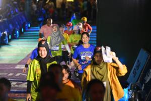 BIB: 
                            <button type="button" onclick="openModal(26226962)" class="btn btn-primary btn-sm float-right btn-popup" data-toggle="modal" data-target=".modal-high-quality">
                        <i class="fas fa-shopping-cart"></i> Add to Cart
                    </button>
                                            <button type="button" onclick="isThisMe(26226962, true)" class="btn btn-success btn-sm float-right btn-popup btn-isme hidden" data-toggle="tooltip" data-placement="bottom" title="นี่คือรูปของคุณใช่ไหม คลิกที่นี่เพื่อเอาเข้าอัลบั้ม">
                        <i class="fas fa-plus"></i> Add to album
                    </button>
                    <button type="button" onclick="isThisMe(26226962, false)" class="btn btn-warning btn-sm float-right btn-popup btn-isnotme hidden">
                        <i class="fas fa-ban"></i> Remove from album
                    </button>