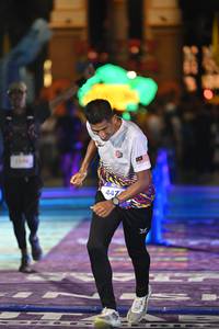 BIB: 447
                            <button type="button" onclick="openModal(26223701)" class="btn btn-primary btn-sm float-right btn-popup" data-toggle="modal" data-target=".modal-high-quality">
                        <i class="fas fa-shopping-cart"></i> Add to Cart
                    </button>
                                            <button type="button" onclick="isThisMe(26223701, true)" class="btn btn-success btn-sm float-right btn-popup btn-isme hidden" data-toggle="tooltip" data-placement="bottom" title="นี่คือรูปของคุณใช่ไหม คลิกที่นี่เพื่อเอาเข้าอัลบั้ม">
                        <i class="fas fa-plus"></i> Add to album
                    </button>
                    <button type="button" onclick="isThisMe(26223701, false)" class="btn btn-warning btn-sm float-right btn-popup btn-isnotme hidden">
                        <i class="fas fa-ban"></i> Remove from album
                    </button>