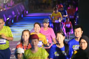 BIB: 888
                            <button type="button" onclick="openModal(26229721)" class="btn btn-primary btn-sm float-right btn-popup" data-toggle="modal" data-target=".modal-high-quality">
                        <i class="fas fa-shopping-cart"></i> Add to Cart
                    </button>
                                            <button type="button" onclick="isThisMe(26229721, true)" class="btn btn-success btn-sm float-right btn-popup btn-isme hidden" data-toggle="tooltip" data-placement="bottom" title="นี่คือรูปของคุณใช่ไหม คลิกที่นี่เพื่อเอาเข้าอัลบั้ม">
                        <i class="fas fa-plus"></i> Add to album
                    </button>
                    <button type="button" onclick="isThisMe(26229721, false)" class="btn btn-warning btn-sm float-right btn-popup btn-isnotme hidden">
                        <i class="fas fa-ban"></i> Remove from album
                    </button>