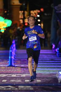 BIB: 4670
                            <button type="button" onclick="openModal(26224025)" class="btn btn-primary btn-sm float-right btn-popup" data-toggle="modal" data-target=".modal-high-quality">
                        <i class="fas fa-shopping-cart"></i> Add to Cart
                    </button>
                                            <button type="button" onclick="isThisMe(26224025, true)" class="btn btn-success btn-sm float-right btn-popup btn-isme hidden" data-toggle="tooltip" data-placement="bottom" title="นี่คือรูปของคุณใช่ไหม คลิกที่นี่เพื่อเอาเข้าอัลบั้ม">
                        <i class="fas fa-plus"></i> Add to album
                    </button>
                    <button type="button" onclick="isThisMe(26224025, false)" class="btn btn-warning btn-sm float-right btn-popup btn-isnotme hidden">
                        <i class="fas fa-ban"></i> Remove from album
                    </button>