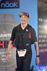 BIB: 717, 5677
                            <button type="button" onclick="openModal(26223699)" class="btn btn-primary btn-sm float-right btn-popup" data-toggle="modal" data-target=".modal-high-quality">
                        <i class="fas fa-shopping-cart"></i> Add to Cart
                    </button>
                                            <button type="button" onclick="isThisMe(26223699, true)" class="btn btn-success btn-sm float-right btn-popup btn-isme hidden" data-toggle="tooltip" data-placement="bottom" title="นี่คือรูปของคุณใช่ไหม คลิกที่นี่เพื่อเอาเข้าอัลบั้ม">
                        <i class="fas fa-plus"></i> Add to album
                    </button>
                    <button type="button" onclick="isThisMe(26223699, false)" class="btn btn-warning btn-sm float-right btn-popup btn-isnotme hidden">
                        <i class="fas fa-ban"></i> Remove from album
                    </button>