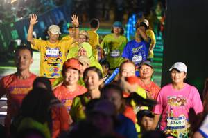 BIB: 4154, 4000, 4769
                            <button type="button" onclick="openModal(26227772)" class="btn btn-primary btn-sm float-right btn-popup" data-toggle="modal" data-target=".modal-high-quality">
                        <i class="fas fa-shopping-cart"></i> Add to Cart
                    </button>
                                            <button type="button" onclick="isThisMe(26227772, true)" class="btn btn-success btn-sm float-right btn-popup btn-isme hidden" data-toggle="tooltip" data-placement="bottom" title="นี่คือรูปของคุณใช่ไหม คลิกที่นี่เพื่อเอาเข้าอัลบั้ม">
                        <i class="fas fa-plus"></i> Add to album
                    </button>
                    <button type="button" onclick="isThisMe(26227772, false)" class="btn btn-warning btn-sm float-right btn-popup btn-isnotme hidden">
                        <i class="fas fa-ban"></i> Remove from album
                    </button>