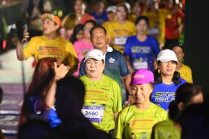 BIB: 3660
                            <button type="button" onclick="openModal(26227564)" class="btn btn-primary btn-sm float-right btn-popup" data-toggle="modal" data-target=".modal-high-quality">
                        <i class="fas fa-shopping-cart"></i> Add to Cart
                    </button>
                                            <button type="button" onclick="isThisMe(26227564, true)" class="btn btn-success btn-sm float-right btn-popup btn-isme hidden" data-toggle="tooltip" data-placement="bottom" title="นี่คือรูปของคุณใช่ไหม คลิกที่นี่เพื่อเอาเข้าอัลบั้ม">
                        <i class="fas fa-plus"></i> Add to album
                    </button>
                    <button type="button" onclick="isThisMe(26227564, false)" class="btn btn-warning btn-sm float-right btn-popup btn-isnotme hidden">
                        <i class="fas fa-ban"></i> Remove from album
                    </button>