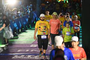 BIB: 4250, 375, 3040
                            <button type="button" onclick="openModal(26228673)" class="btn btn-primary btn-sm float-right btn-popup" data-toggle="modal" data-target=".modal-high-quality">
                        <i class="fas fa-shopping-cart"></i> Add to Cart
                    </button>
                                            <button type="button" onclick="isThisMe(26228673, true)" class="btn btn-success btn-sm float-right btn-popup btn-isme hidden" data-toggle="tooltip" data-placement="bottom" title="นี่คือรูปของคุณใช่ไหม คลิกที่นี่เพื่อเอาเข้าอัลบั้ม">
                        <i class="fas fa-plus"></i> Add to album
                    </button>
                    <button type="button" onclick="isThisMe(26228673, false)" class="btn btn-warning btn-sm float-right btn-popup btn-isnotme hidden">
                        <i class="fas fa-ban"></i> Remove from album
                    </button>