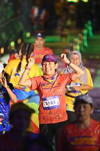 BIB: 3182
                            <button type="button" onclick="openModal(26226438)" class="btn btn-primary btn-sm float-right btn-popup" data-toggle="modal" data-target=".modal-high-quality">
                        <i class="fas fa-shopping-cart"></i> Add to Cart
                    </button>
                                            <button type="button" onclick="isThisMe(26226438, true)" class="btn btn-success btn-sm float-right btn-popup btn-isme hidden" data-toggle="tooltip" data-placement="bottom" title="นี่คือรูปของคุณใช่ไหม คลิกที่นี่เพื่อเอาเข้าอัลบั้ม">
                        <i class="fas fa-plus"></i> Add to album
                    </button>
                    <button type="button" onclick="isThisMe(26226438, false)" class="btn btn-warning btn-sm float-right btn-popup btn-isnotme hidden">
                        <i class="fas fa-ban"></i> Remove from album
                    </button>