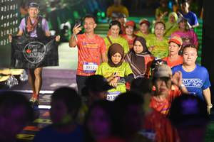 BIB: 3212, 313
                            <button type="button" onclick="openModal(26227693)" class="btn btn-primary btn-sm float-right btn-popup" data-toggle="modal" data-target=".modal-high-quality">
                        <i class="fas fa-shopping-cart"></i> Add to Cart
                    </button>
                                            <button type="button" onclick="isThisMe(26227693, true)" class="btn btn-success btn-sm float-right btn-popup btn-isme hidden" data-toggle="tooltip" data-placement="bottom" title="นี่คือรูปของคุณใช่ไหม คลิกที่นี่เพื่อเอาเข้าอัลบั้ม">
                        <i class="fas fa-plus"></i> Add to album
                    </button>
                    <button type="button" onclick="isThisMe(26227693, false)" class="btn btn-warning btn-sm float-right btn-popup btn-isnotme hidden">
                        <i class="fas fa-ban"></i> Remove from album
                    </button>