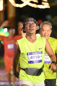 BIB: 4910, 160
                            <button type="button" onclick="openModal(26225191)" class="btn btn-primary btn-sm float-right btn-popup" data-toggle="modal" data-target=".modal-high-quality">
                        <i class="fas fa-shopping-cart"></i> Add to Cart
                    </button>
                                            <button type="button" onclick="isThisMe(26225191, true)" class="btn btn-success btn-sm float-right btn-popup btn-isme hidden" data-toggle="tooltip" data-placement="bottom" title="นี่คือรูปของคุณใช่ไหม คลิกที่นี่เพื่อเอาเข้าอัลบั้ม">
                        <i class="fas fa-plus"></i> Add to album
                    </button>
                    <button type="button" onclick="isThisMe(26225191, false)" class="btn btn-warning btn-sm float-right btn-popup btn-isnotme hidden">
                        <i class="fas fa-ban"></i> Remove from album
                    </button>