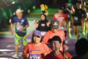 BIB: 052
                            <button type="button" onclick="openModal(26229011)" class="btn btn-primary btn-sm float-right btn-popup" data-toggle="modal" data-target=".modal-high-quality">
                        <i class="fas fa-shopping-cart"></i> Add to Cart
                    </button>
                                            <button type="button" onclick="isThisMe(26229011, true)" class="btn btn-success btn-sm float-right btn-popup btn-isme hidden" data-toggle="tooltip" data-placement="bottom" title="นี่คือรูปของคุณใช่ไหม คลิกที่นี่เพื่อเอาเข้าอัลบั้ม">
                        <i class="fas fa-plus"></i> Add to album
                    </button>
                    <button type="button" onclick="isThisMe(26229011, false)" class="btn btn-warning btn-sm float-right btn-popup btn-isnotme hidden">
                        <i class="fas fa-ban"></i> Remove from album
                    </button>