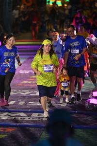 BIB: 4204, 3037, 4143
                            <button type="button" onclick="openModal(26227111)" class="btn btn-primary btn-sm float-right btn-popup" data-toggle="modal" data-target=".modal-high-quality">
                        <i class="fas fa-shopping-cart"></i> Add to Cart
                    </button>
                                            <button type="button" onclick="isThisMe(26227111, true)" class="btn btn-success btn-sm float-right btn-popup btn-isme hidden" data-toggle="tooltip" data-placement="bottom" title="นี่คือรูปของคุณใช่ไหม คลิกที่นี่เพื่อเอาเข้าอัลบั้ม">
                        <i class="fas fa-plus"></i> Add to album
                    </button>
                    <button type="button" onclick="isThisMe(26227111, false)" class="btn btn-warning btn-sm float-right btn-popup btn-isnotme hidden">
                        <i class="fas fa-ban"></i> Remove from album
                    </button>