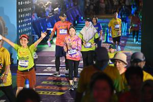 BIB: 4643, 4180, 32145
                            <button type="button" onclick="openModal(26227965)" class="btn btn-primary btn-sm float-right btn-popup" data-toggle="modal" data-target=".modal-high-quality">
                        <i class="fas fa-shopping-cart"></i> Add to Cart
                    </button>
                                            <button type="button" onclick="isThisMe(26227965, true)" class="btn btn-success btn-sm float-right btn-popup btn-isme hidden" data-toggle="tooltip" data-placement="bottom" title="นี่คือรูปของคุณใช่ไหม คลิกที่นี่เพื่อเอาเข้าอัลบั้ม">
                        <i class="fas fa-plus"></i> Add to album
                    </button>
                    <button type="button" onclick="isThisMe(26227965, false)" class="btn btn-warning btn-sm float-right btn-popup btn-isnotme hidden">
                        <i class="fas fa-ban"></i> Remove from album
                    </button>