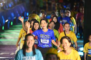 BIB: 4588
                            <button type="button" onclick="openModal(26229990)" class="btn btn-primary btn-sm float-right btn-popup" data-toggle="modal" data-target=".modal-high-quality">
                        <i class="fas fa-shopping-cart"></i> Add to Cart
                    </button>
                                            <button type="button" onclick="isThisMe(26229990, true)" class="btn btn-success btn-sm float-right btn-popup btn-isme hidden" data-toggle="tooltip" data-placement="bottom" title="นี่คือรูปของคุณใช่ไหม คลิกที่นี่เพื่อเอาเข้าอัลบั้ม">
                        <i class="fas fa-plus"></i> Add to album
                    </button>
                    <button type="button" onclick="isThisMe(26229990, false)" class="btn btn-warning btn-sm float-right btn-popup btn-isnotme hidden">
                        <i class="fas fa-ban"></i> Remove from album
                    </button>