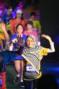 BIB: 491
                            <button type="button" onclick="openModal(26226220)" class="btn btn-primary btn-sm float-right btn-popup" data-toggle="modal" data-target=".modal-high-quality">
                        <i class="fas fa-shopping-cart"></i> Add to Cart
                    </button>
                                            <button type="button" onclick="isThisMe(26226220, true)" class="btn btn-success btn-sm float-right btn-popup btn-isme hidden" data-toggle="tooltip" data-placement="bottom" title="นี่คือรูปของคุณใช่ไหม คลิกที่นี่เพื่อเอาเข้าอัลบั้ม">
                        <i class="fas fa-plus"></i> Add to album
                    </button>
                    <button type="button" onclick="isThisMe(26226220, false)" class="btn btn-warning btn-sm float-right btn-popup btn-isnotme hidden">
                        <i class="fas fa-ban"></i> Remove from album
                    </button>