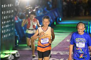 BIB: 4820, 3956
                            <button type="button" onclick="openModal(26229078)" class="btn btn-primary btn-sm float-right btn-popup" data-toggle="modal" data-target=".modal-high-quality">
                        <i class="fas fa-shopping-cart"></i> Add to Cart
                    </button>
                                            <button type="button" onclick="isThisMe(26229078, true)" class="btn btn-success btn-sm float-right btn-popup btn-isme hidden" data-toggle="tooltip" data-placement="bottom" title="นี่คือรูปของคุณใช่ไหม คลิกที่นี่เพื่อเอาเข้าอัลบั้ม">
                        <i class="fas fa-plus"></i> Add to album
                    </button>
                    <button type="button" onclick="isThisMe(26229078, false)" class="btn btn-warning btn-sm float-right btn-popup btn-isnotme hidden">
                        <i class="fas fa-ban"></i> Remove from album
                    </button>